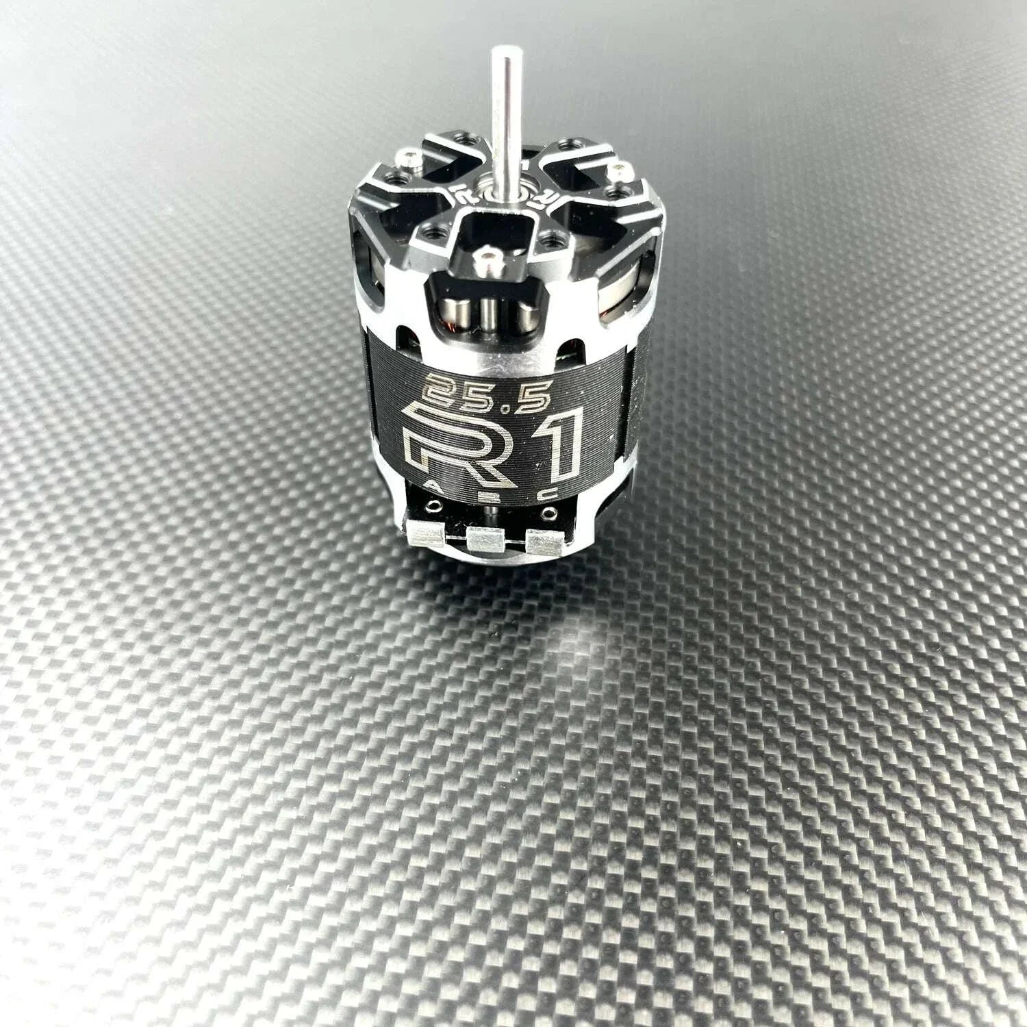 Team EAM Tuned R1WURKS V30 25.5T (ROAR October 2025 Motor)